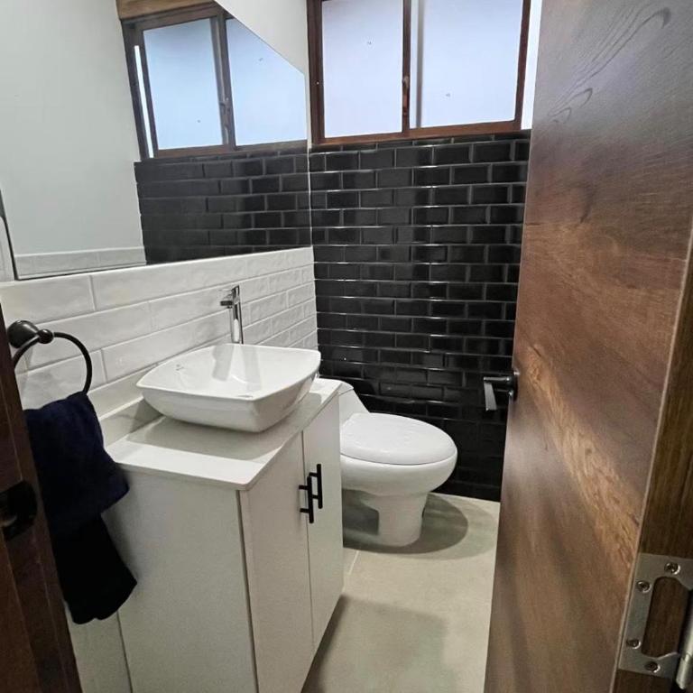 Departamento de lujo en Quito, cerca del aeropuerto - Casa de 3 dormitorios - 18