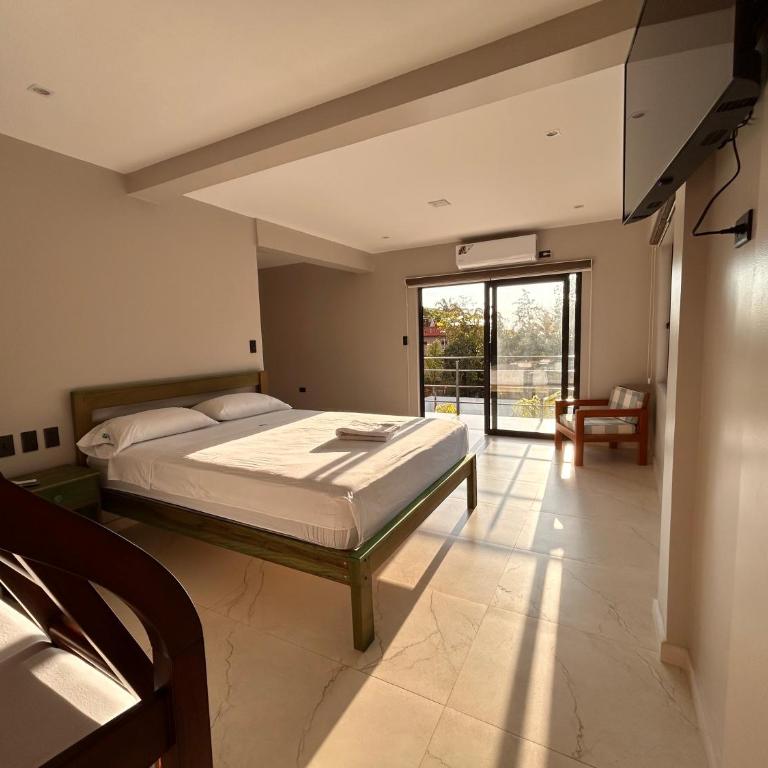 Torre OCEAN DRIVE - Habitación Familiar con balcón - 4