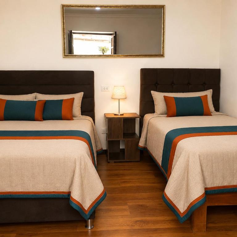 Terra House Hostel - Triple Room with Private Bathroom - 8