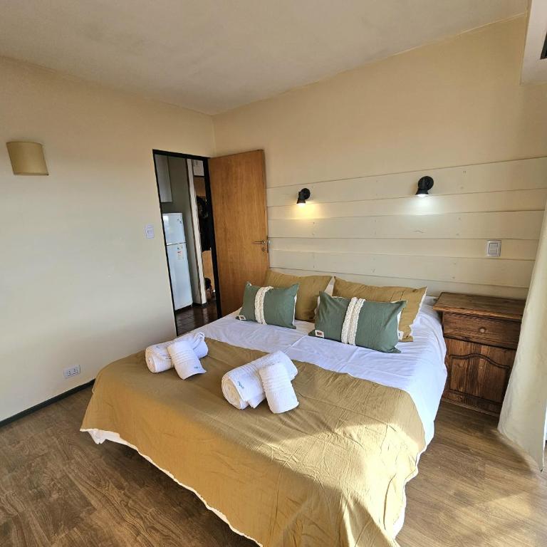 Lago y Ciudad, a pasos del Centro Civico - Apartamento de 1 dormitorio con balcón y vistas al agua - 12