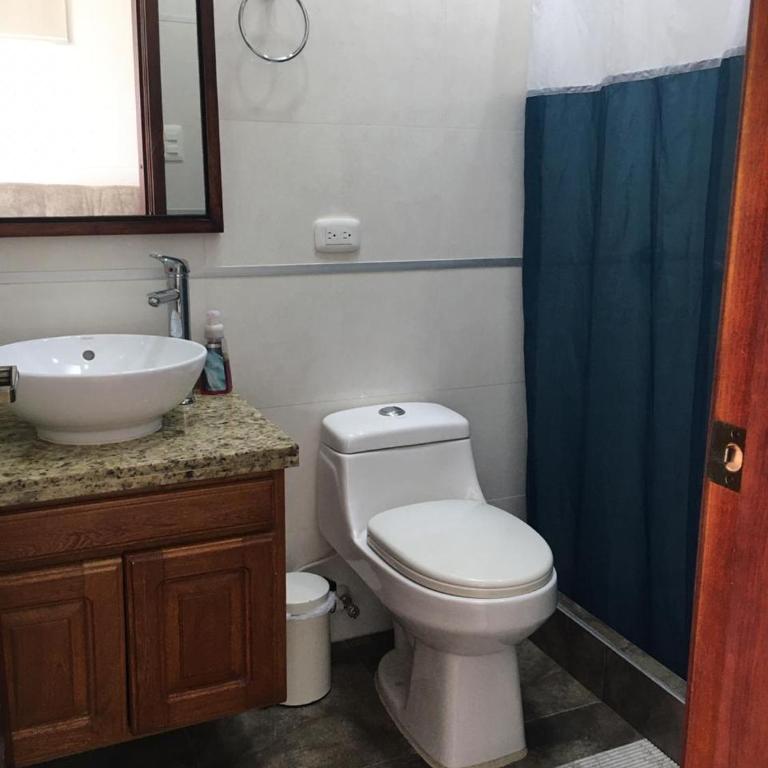 Summer House Villa en Condominio privado La Mesa Cundinamarca - Casa de 3 dormitorios - 27