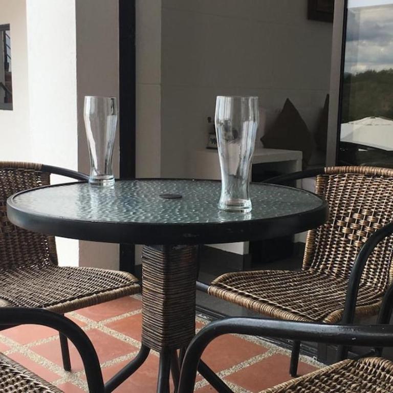 Summer House Villa en Condominio privado La Mesa Cundinamarca - Casa de 3 dormitorios - 59