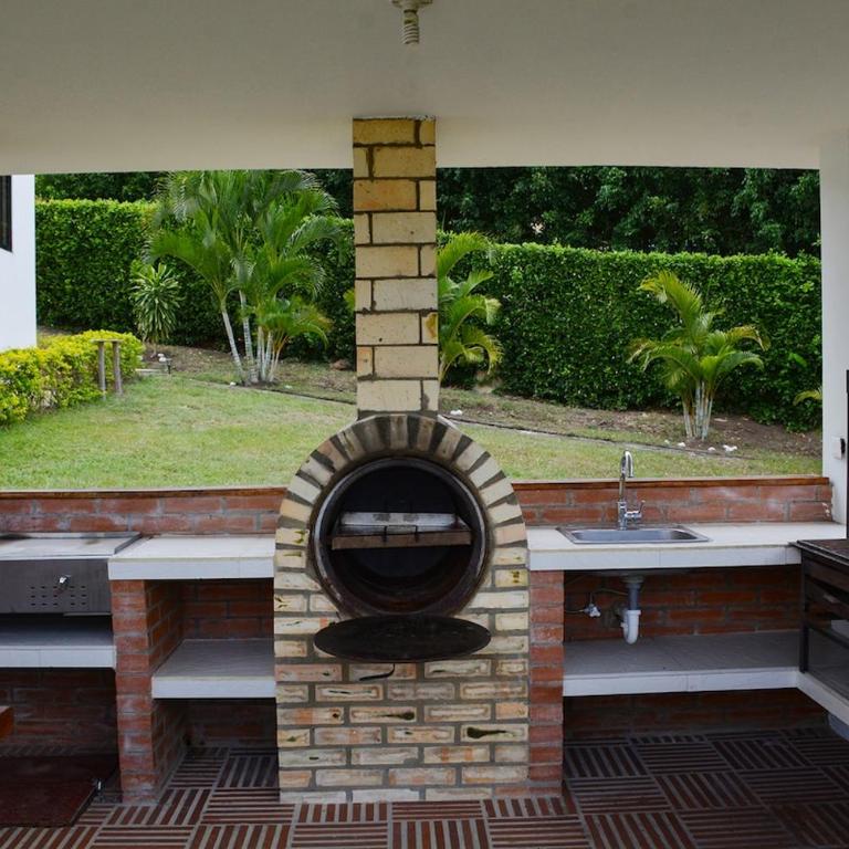Summer House Villa en Condominio privado La Mesa Cundinamarca - Casa de 3 dormitorios - 55