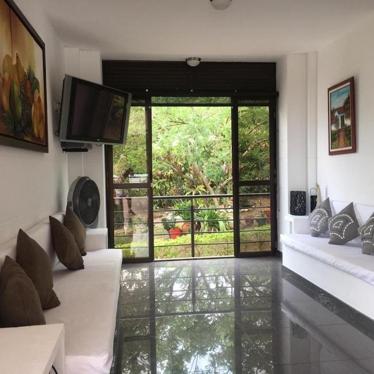 Summer House Villa en Condominio privado La Mesa Cundinamarca - Casa de 3 dormitorios - 31