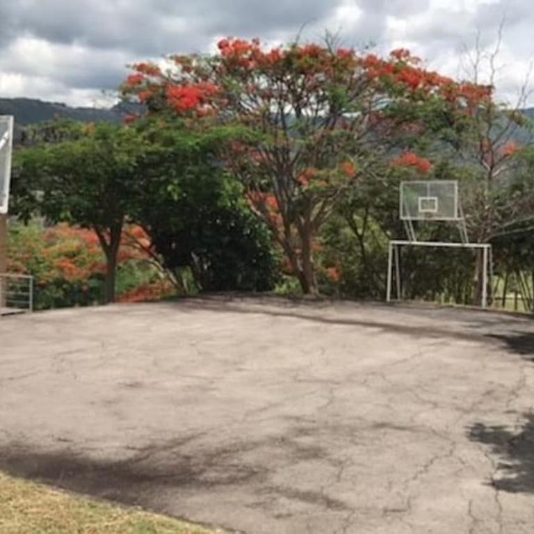 Summer House Villa en Condominio privado La Mesa Cundinamarca - Casa de 3 dormitorios - 66