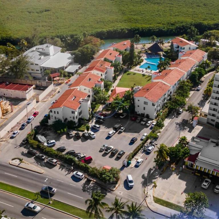 Incredible location in Hotel Zone, beautiful 3b condo - Apartamento de 3 dormitorios - 62