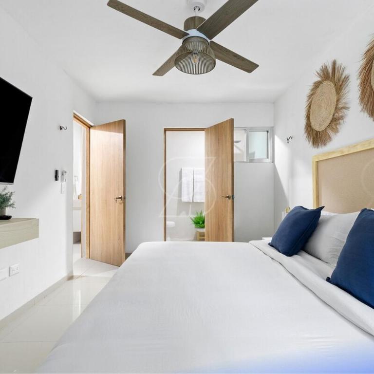 Incredible location in Hotel Zone, beautiful 3b condo - Apartamento de 3 dormitorios - 66