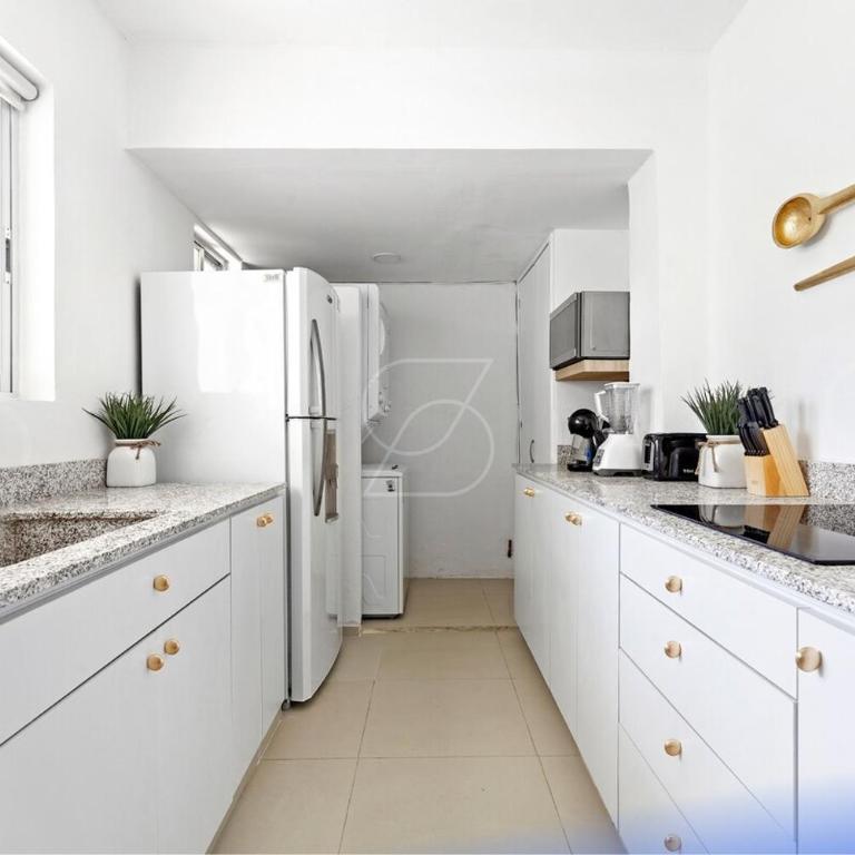 Incredible location in Hotel Zone, beautiful 3b condo - Apartamento de 3 dormitorios - 67