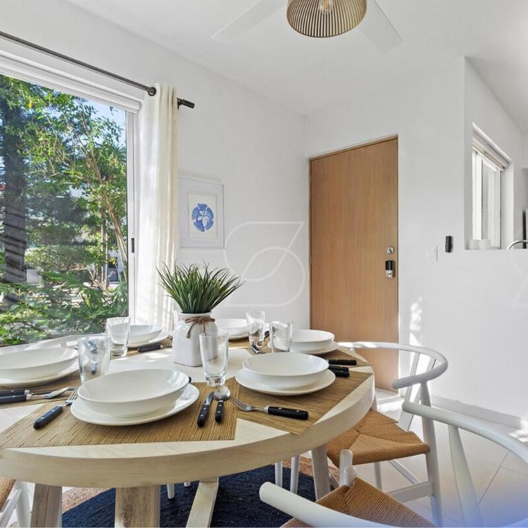 Incredible location in Hotel Zone, beautiful 3b condo - Apartamento de 3 dormitorios - 76