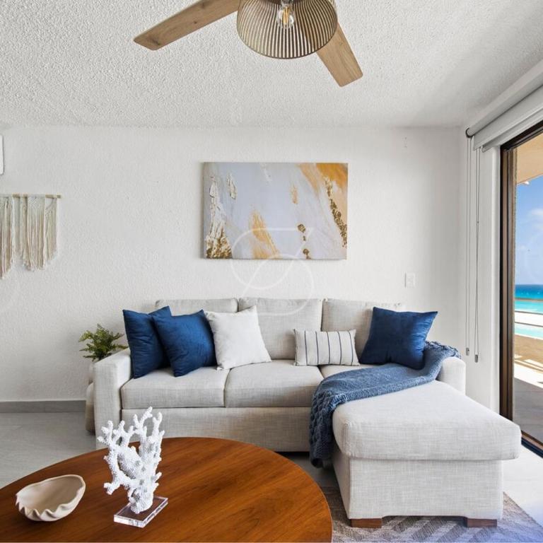 Incredible 2BD Beach Oceanfront in great location - Apartamento de 3 dormitorios - 55