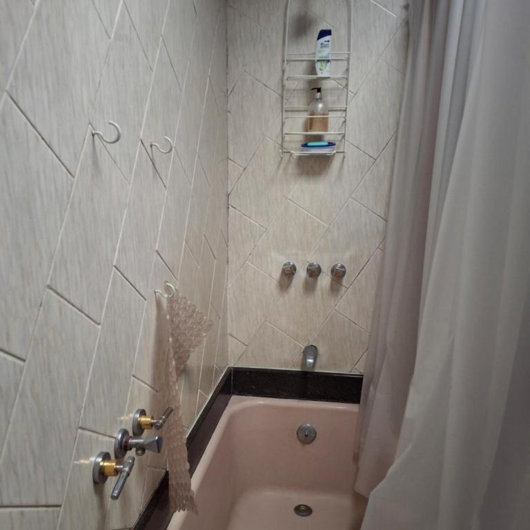 Casa del Aguacate Cumbaya - Tumbaco - Habitación Doble - 3