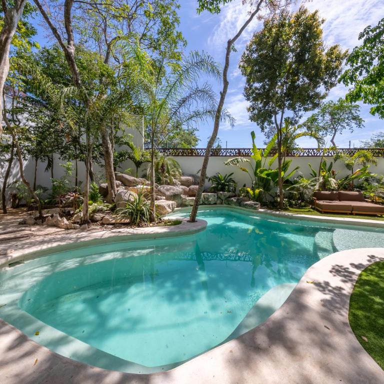 Villa with Lagoon Pool & Jacuzzi 400m from Xcaret - Villa with Private Pool - 31