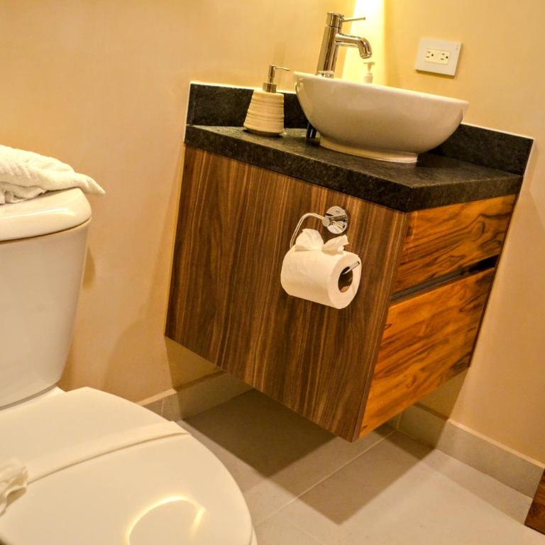 Luxury Caribique Ocean View Condo Jacuzzi Telescope Rooftop Pool - Studio with Sea View - 26
