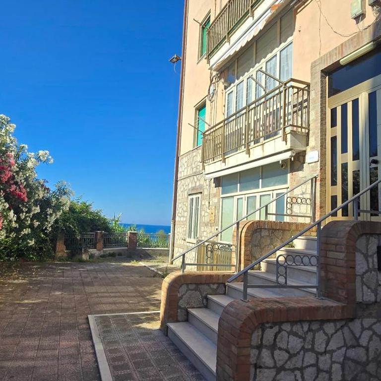Anthemare B&B - Appartamento con 1 Camera da Letto con Balcone e Vista Città - 12
