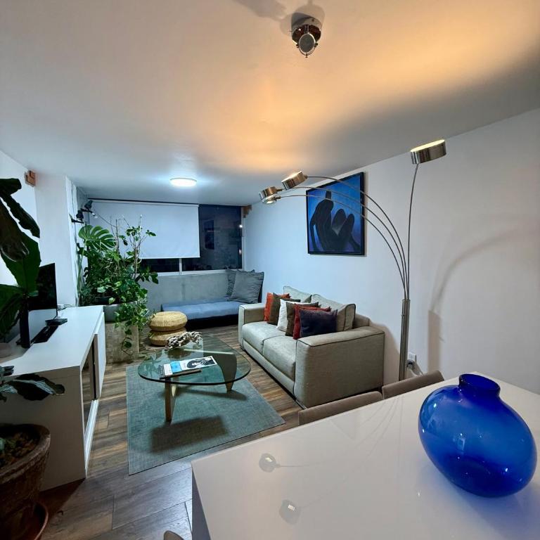 Stylish & Vibrant Apt in the Heart of Roma Norte - Two-Bedroom Apartment - 1