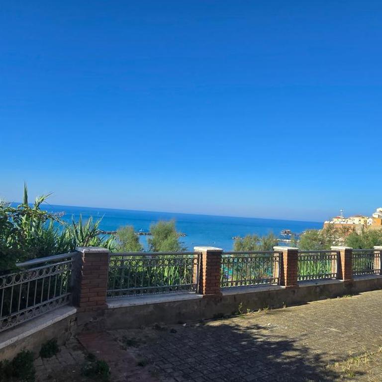 Anthemare B&B - Appartamento con 1 Camera da Letto con Balcone e Vista Città - 11