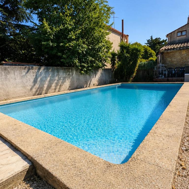 Grande maison familiale avec piscine et jardin - Apartment mit 4 Schlafzimmern - 1