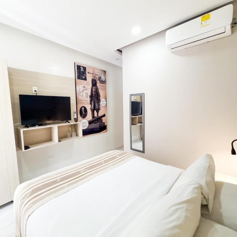Casa Helena Hotel Centro Historico - Double Room with Balcony - 15