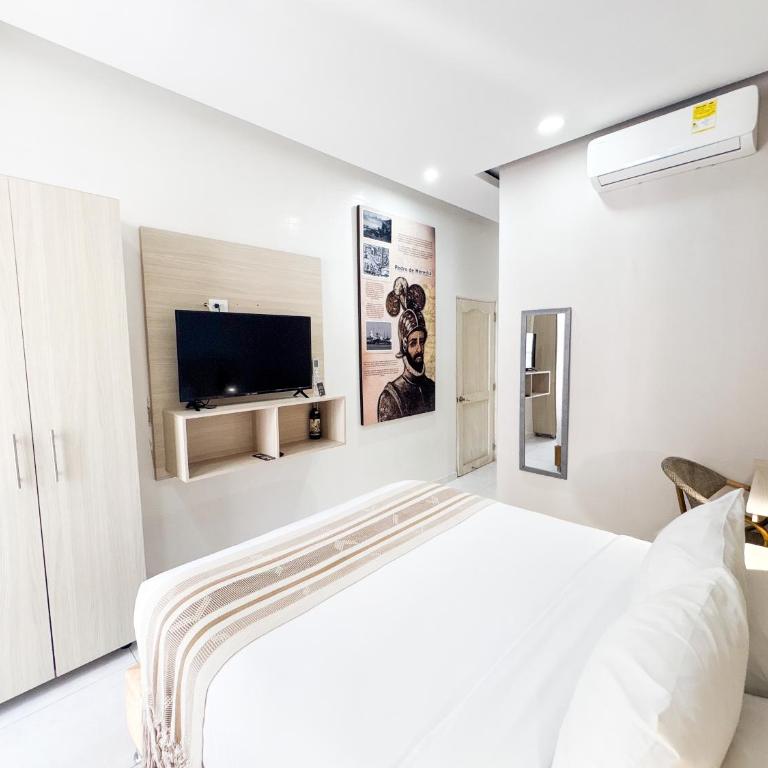 Casa Helena Hotel Centro Historico - Double Room with Balcony - 26