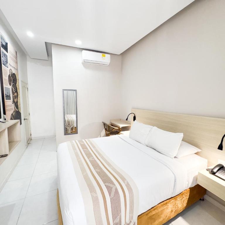 Casa Helena Hotel Centro Historico - Double Room with Balcony - 35