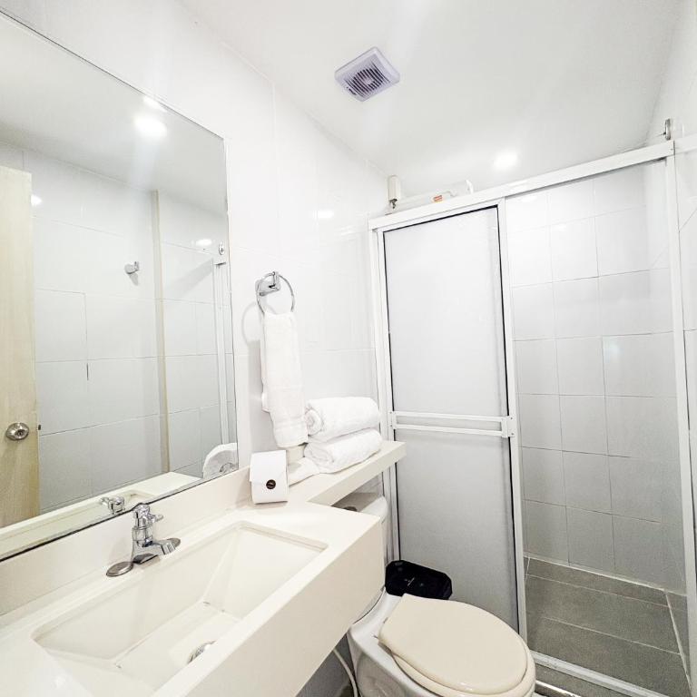 Casa Helena Hotel Centro Historico - Double Room with Private Bathroom - 20