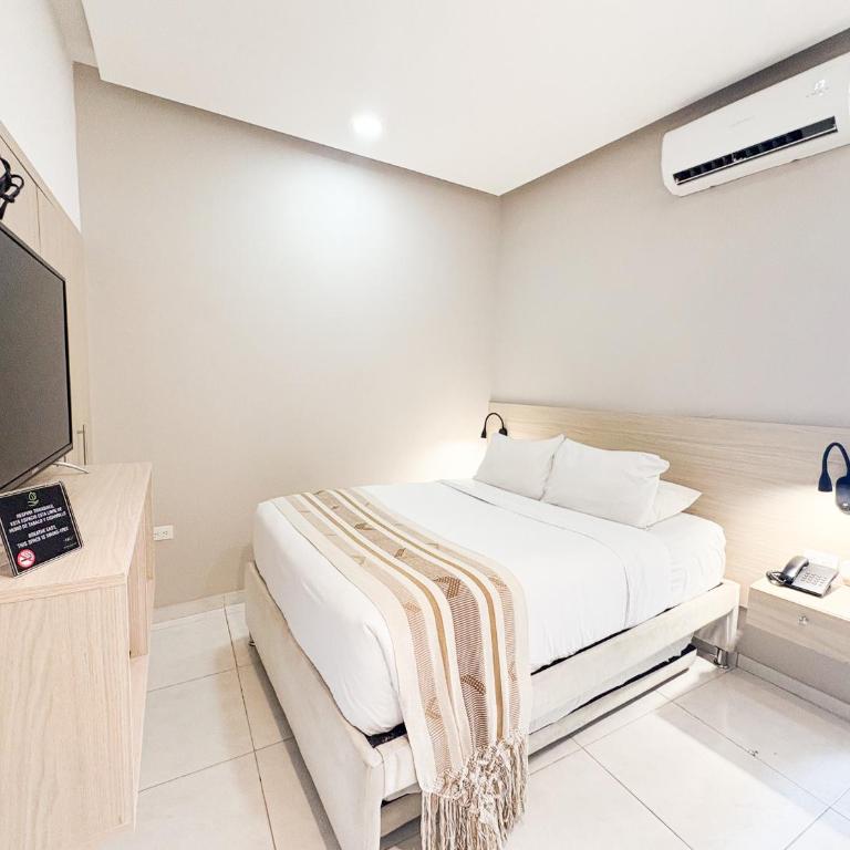 Casa Helena Hotel Centro Historico - Double Room with Private Bathroom - 29