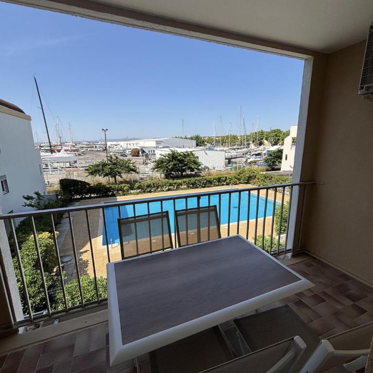 La Grande Voile -Clim-Piscine-Parking - One-Bedroom Apartment - 8