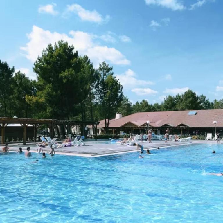 Charmant chalet 2ch avec piscine et jardin - Chalet - 18
