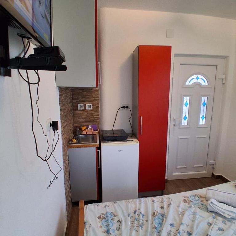 Vila Alby - Dvokrevetna Soba sa Bračnim Krevetom - 6