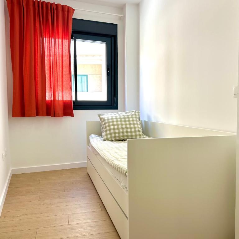 Modern, in front of the beach, Torre del Mar - Apartment mit 2 Schlafzimmern und Balkon - 10