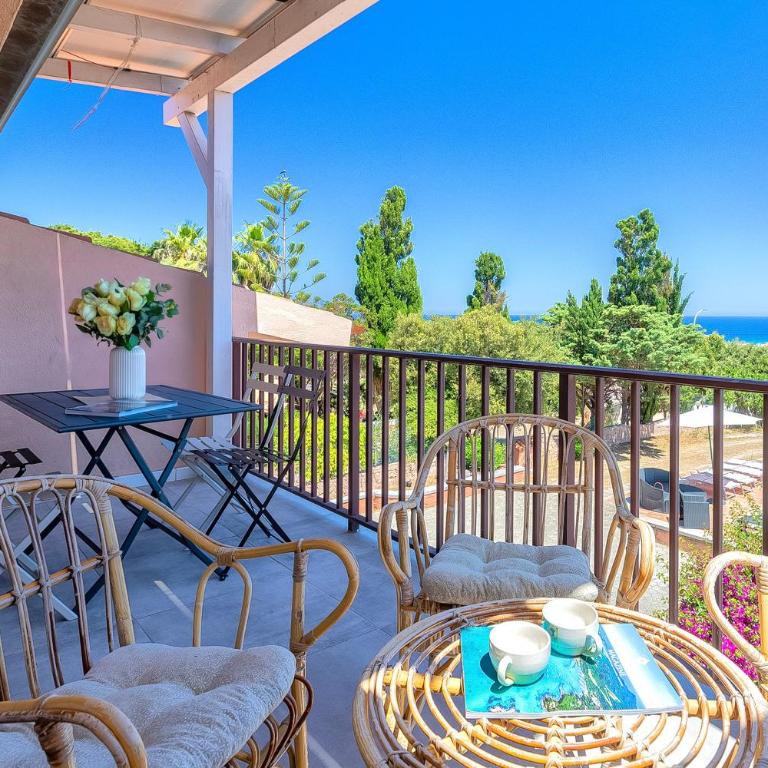 Penthouse Villa Stefania - Two-Bedroom Deluxe Apartment with Ocean View - 1