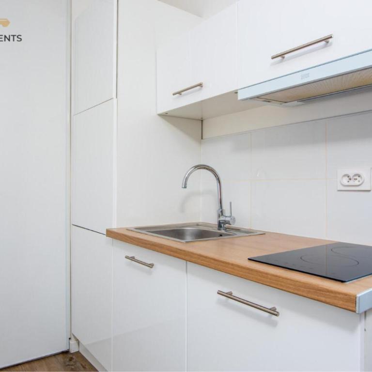 Saint Laurent du var, Rue du Zoo, studio avec piscine et parking - Apartamento de 1 dormitorio - 5