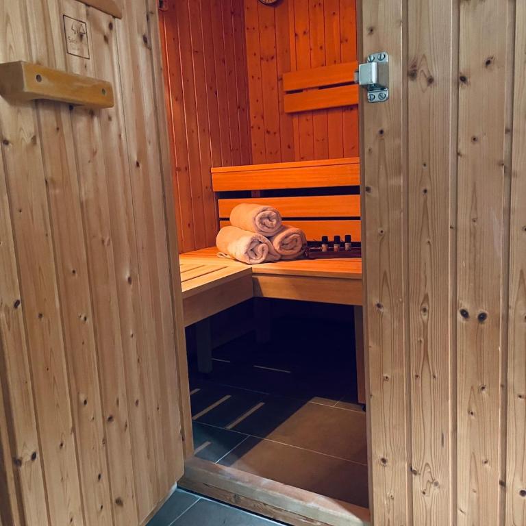 Hazel Apartment mit Bergblick, Garten & Sauna - Apartment mit 2 Schlafzimmern und Bergblick - 2