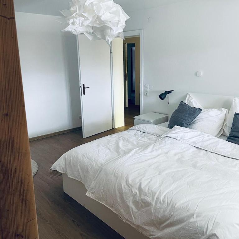 Hazel Apartment mit Bergblick, Garten & Sauna - Apartment mit 2 Schlafzimmern und Bergblick - 17