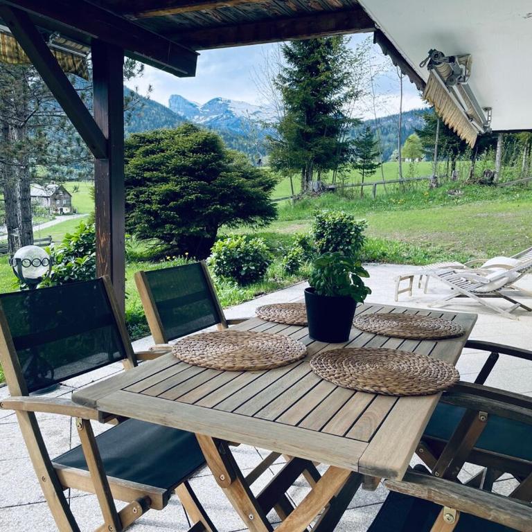 Hazel Apartment mit Bergblick, Garten & Sauna - Apartment mit 2 Schlafzimmern und Bergblick - 33