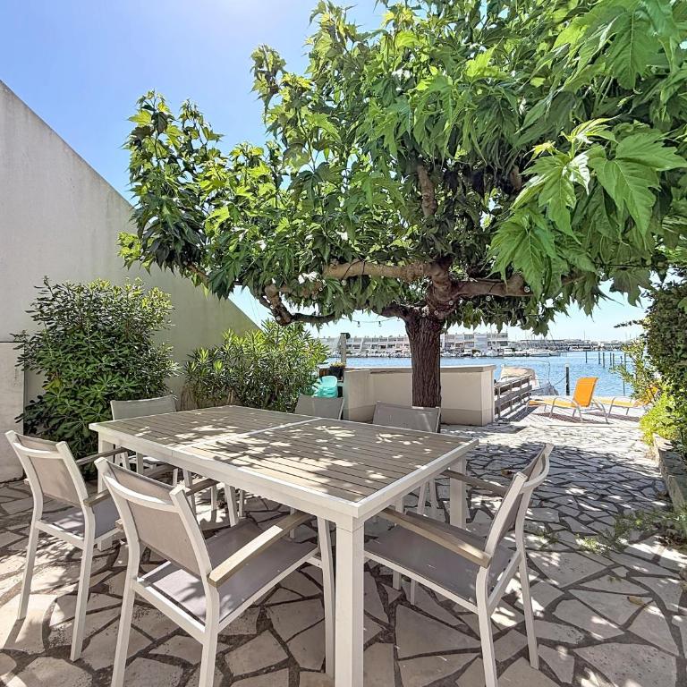 Très belle Marina - Ulysse III - avec vue - Two-Bedroom Apartment - 1