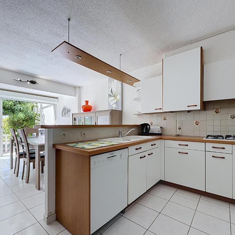 Très belle Marina - Ulysse III - avec vue - Two-Bedroom Apartment - 9