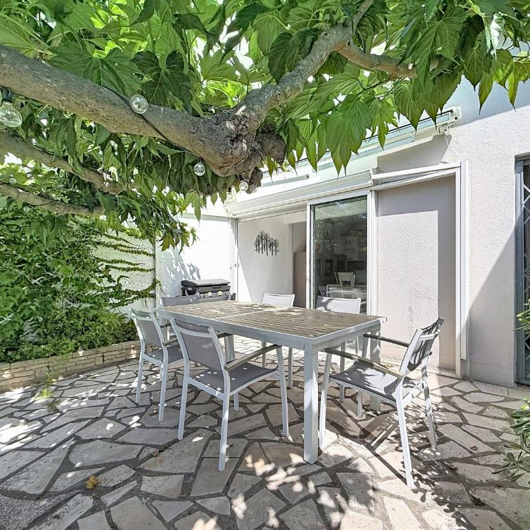 Très belle Marina - Ulysse III - avec vue - Two-Bedroom Apartment - 10