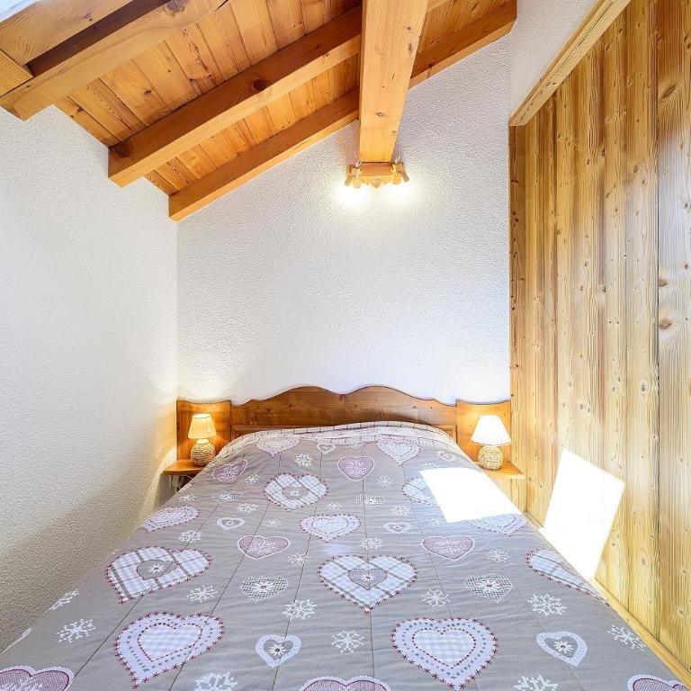 Chalet Pascal 9 - Apartment with Shower - 14