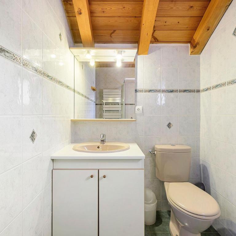 Chalet Pascal 9 - Apartment with Shower - 16