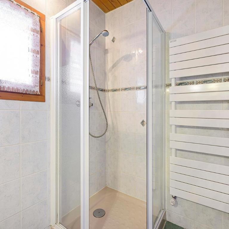 Chalet Pascal 9 - Apartment with Shower - 21