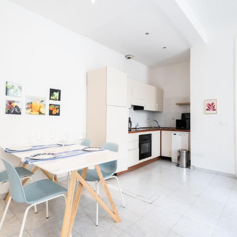 Esprit de France - Apartamento de 2 dormitorios con balcón - 4