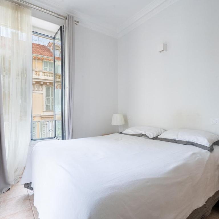 Esprit de France - Apartamento de 2 dormitorios con balcón - 13