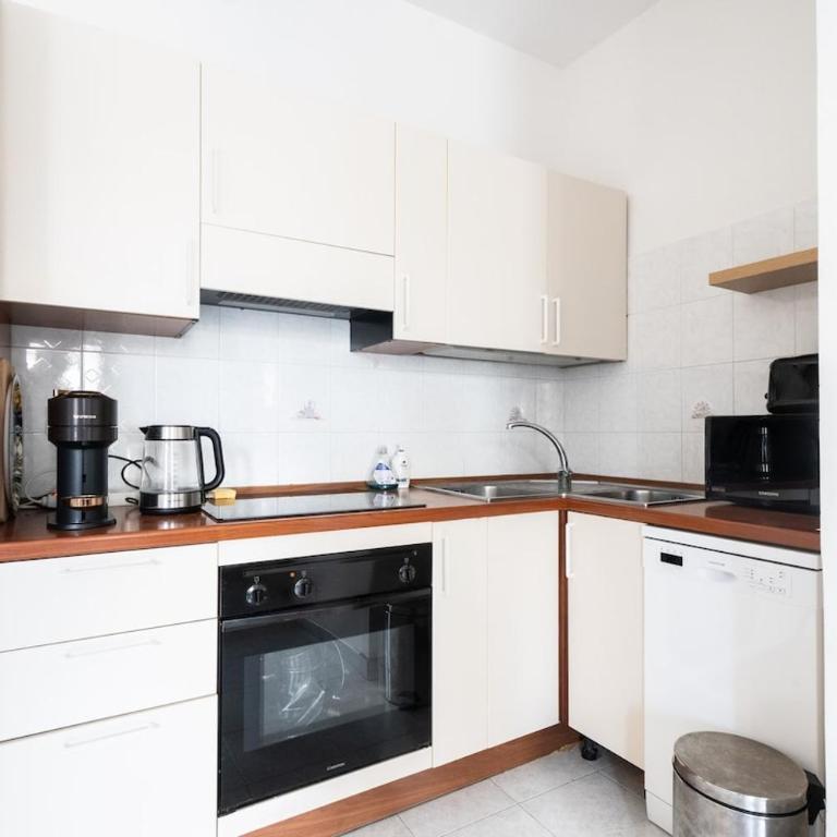 Esprit de France - Apartamento de 2 dormitorios con balcón - 19