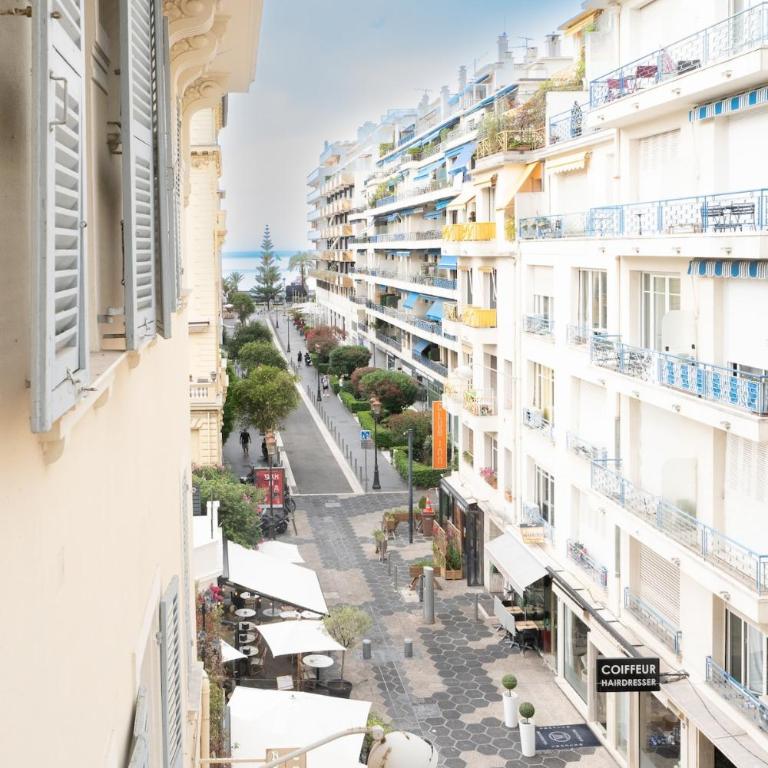 Esprit de France - Apartamento de 2 dormitorios con balcón - 20