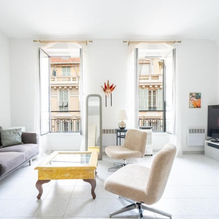 Esprit de France - Apartamento de 2 dormitorios con balcón - 22