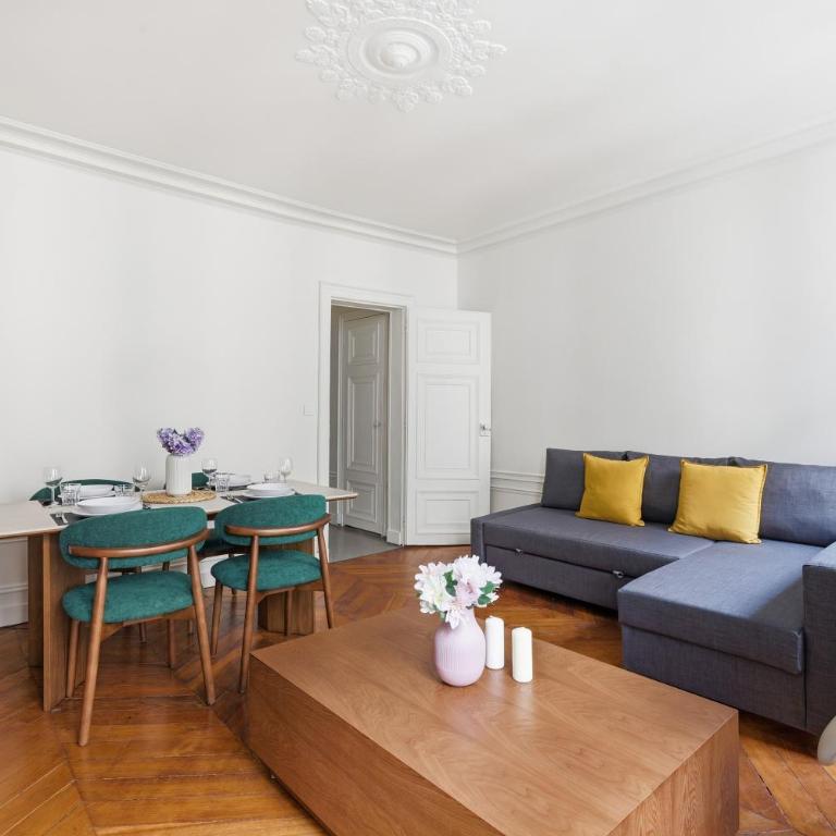 Sophisticated 1BR Near Opéra and Champs-Élysées - One-Bedroom Apartment - 8