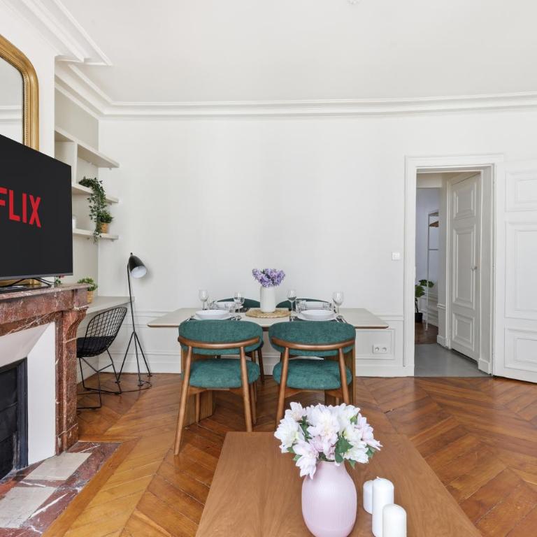 Sophisticated 1BR Near Opéra and Champs-Élysées - One-Bedroom Apartment - 6