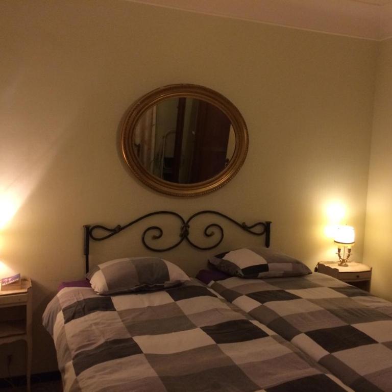 Villa EDEN ROC - Two-Bedroom Apartment with Garden View - 11