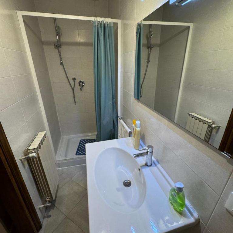 Venice fabulous Canal view apartment - Triple Room with Private Bathroom - 27